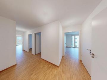 Ihr Rückzugsort in der Stadt – 4 Zimmer mit Balkon und privater Dachterrasse