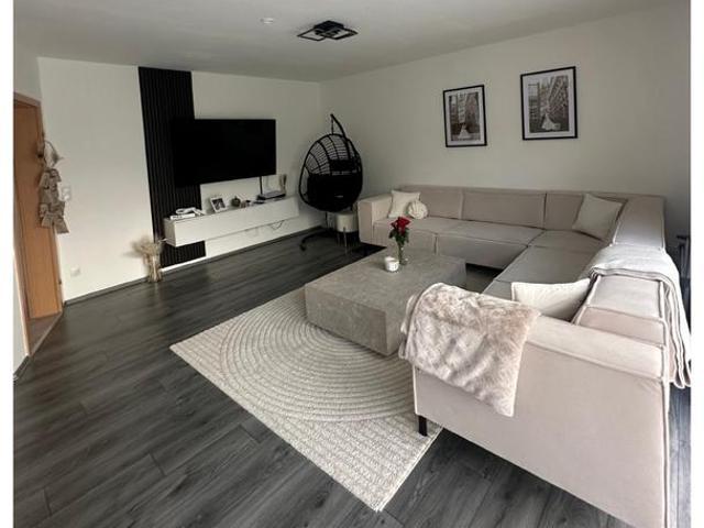 Familienfreundliche DHH 130qm Wohnfläche, Garage, Balkon, Garten