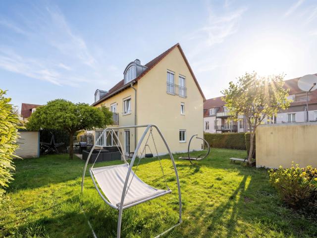 Familienfreundliche DHH mit großzügigem Garten