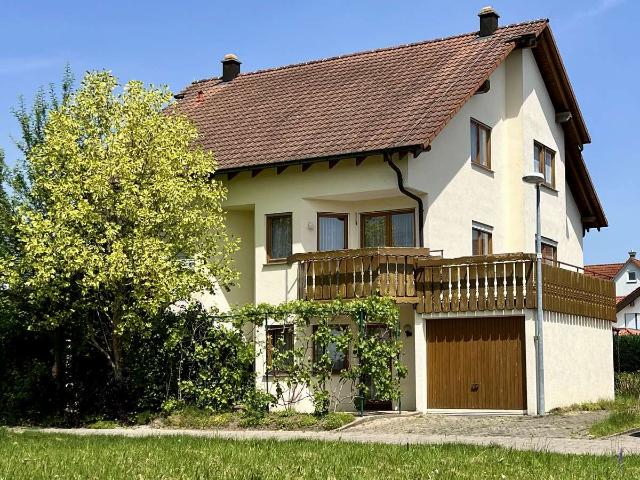 Familienfreundliche Doppelhaushälfte am Feldrand von Darmsheim