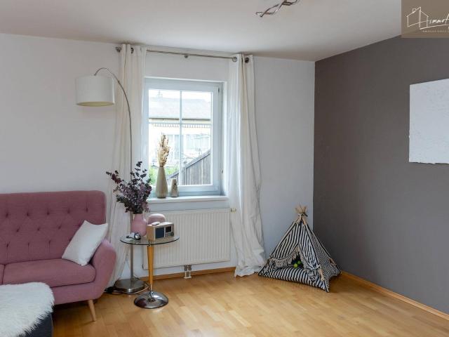 Familienfreundliche Doppelhaushälfte in Gänserndorf Stadt