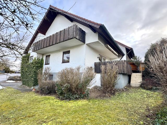 Familienfreundliche Doppelhaushälfte in Rammingen mit großzügigem Garten, Garage und Stellplatz!