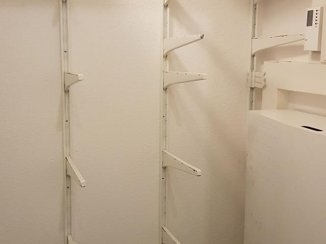 Familienfreundliche Wohnung in fantastischer Lage mit gehobener Ausstattung, Neu Ulm Amsterdam Apartments for Rent