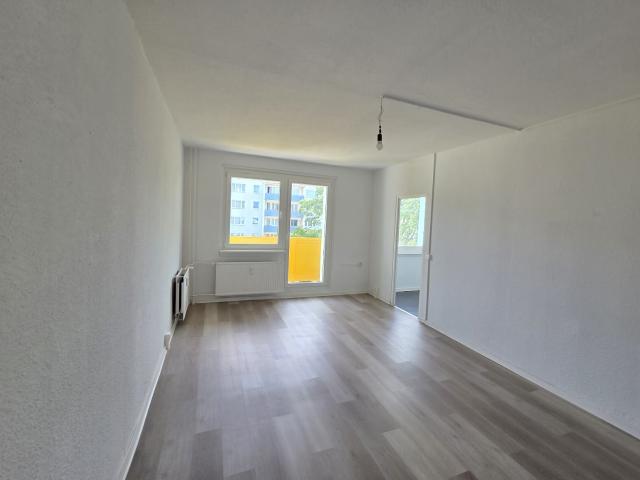 Familienfreundliche Wohnung in idyllischer Umgebung 3 Zimmer Wohnung mit Balkon!