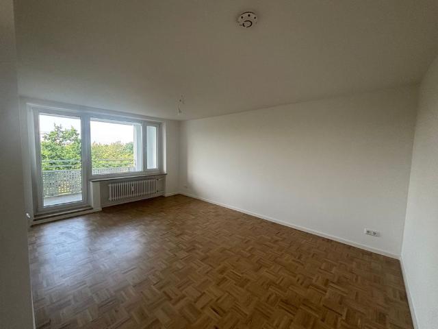 familienfreundliche 3 Zimmer Wohnung in zentraler Lage von Neuperlach!