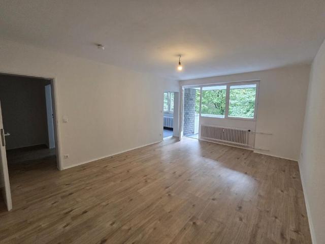 Familienfreundliche 3 Zimmer Wohnung mit Balkon