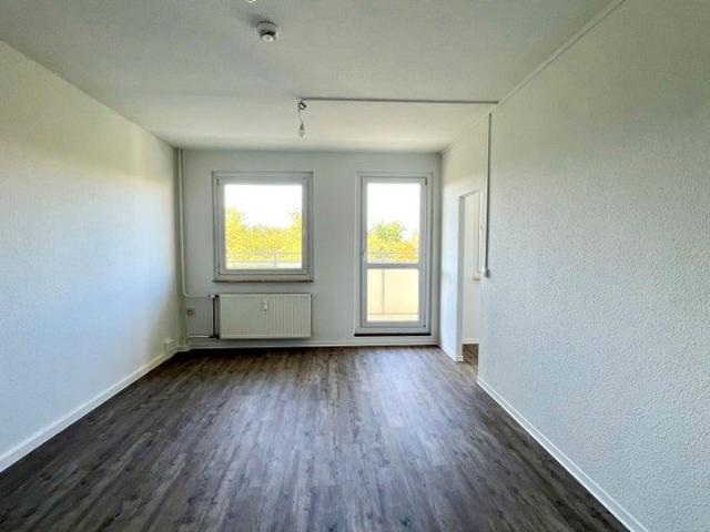 Familienfreundliche 3 Zimmerwohnung mit Balkon und Aufzug!