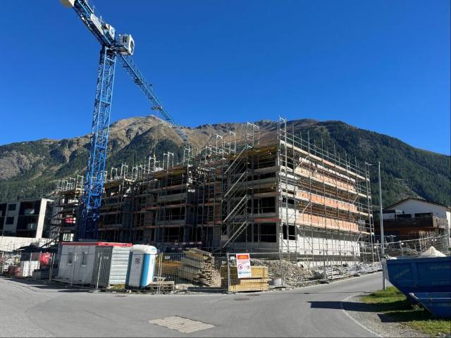Familienfreundliche 4.5 Zi. Neubauwohnung an sonniger Lage in Zernez