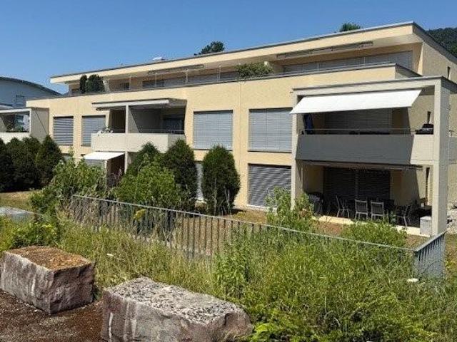 Familienfreundliche 4,5 Zimmerwohnung mit Balkon