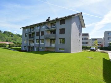 Familienfreundliche 4.5 Zimmerwohnung im Grünen