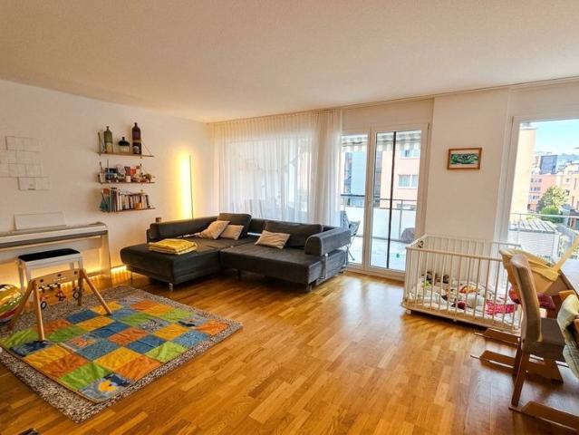 Familienfreundliche 4,5 Zimmerwohnung