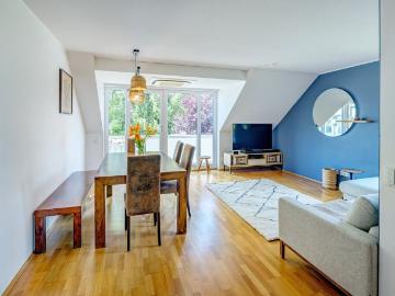 Family friendly 4 room apartment near the Isar river