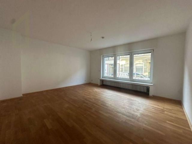 Familienfreundliche 4 Zimmer Wohnung mit Balkon in Essen Kupferdreh