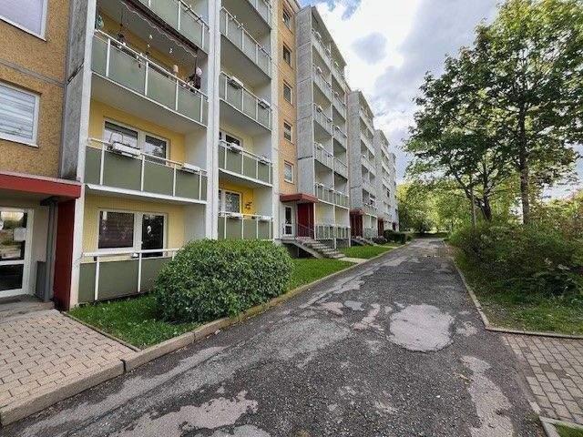 Familienfreundliche 4 Zimmer Wohnung nahe Ã¶ffentlichem Nahverkehr in Zwickau