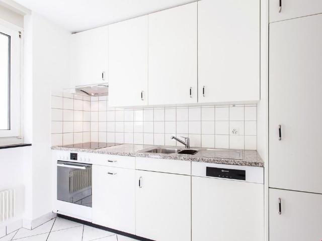 Familienfreundliche 4 Zimmer Wohnung zu vermieten!