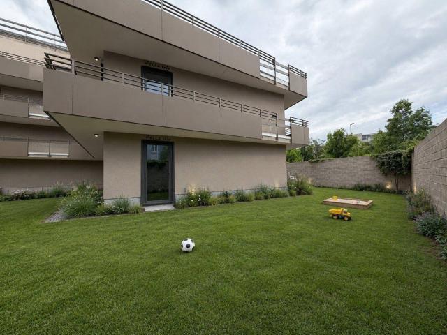 Familienfreundliche 4 Zimmerwohnung mit großer Terrasse & Hausgarten