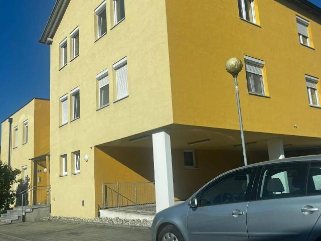 Familienfreundliche 85m² EG Wohnung mit Terrasse & Carport in Polling im Innkreis