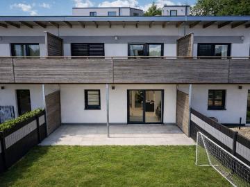 Familienfreundliches und Charmantes 4 Zimmer Reihenhaus mit Garten & Terrasse in ruhiger Lage