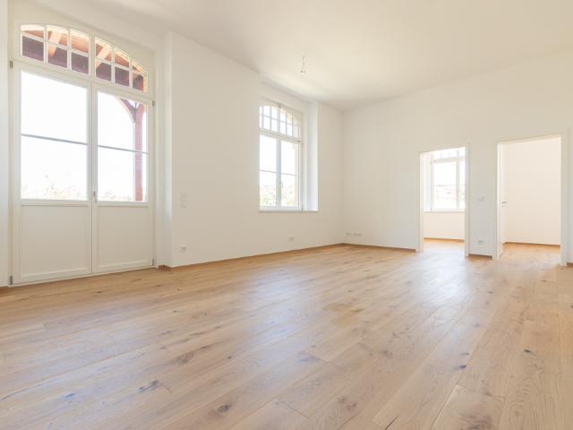 Familienfreundliches Wohnen im Grünen: 4 Zimmer mit Balkon und zwei Bädern