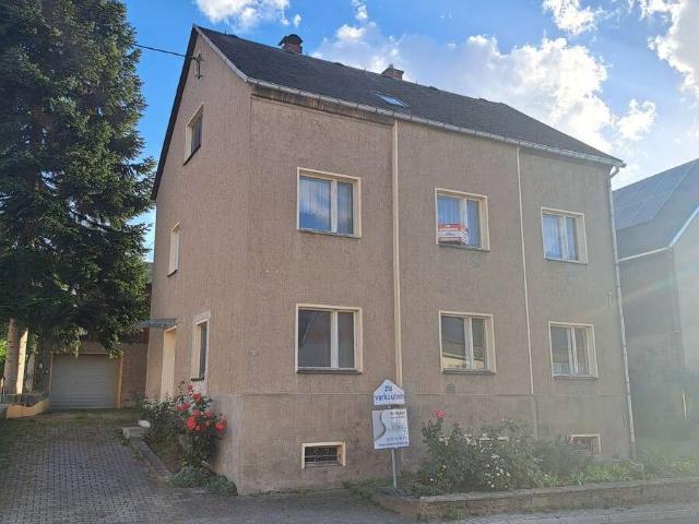 Familienfreundliches Wohnhaus in Leubsdorf mit Balkon, Garten und Nebengelass zu verkaufen!