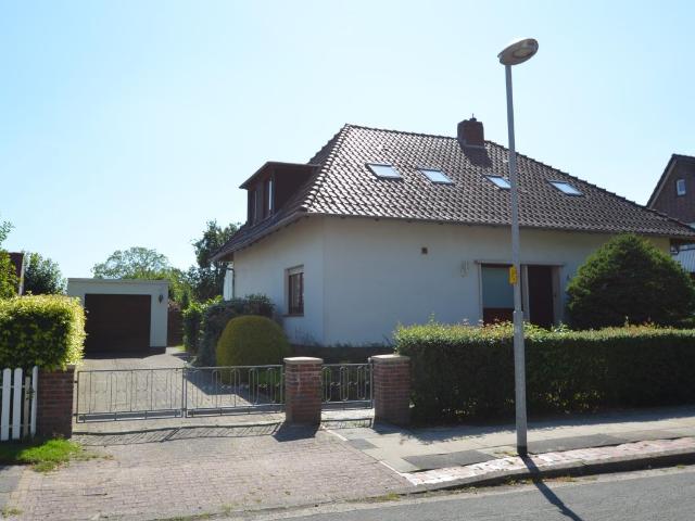 Familienfreundliches Wohnhaus mit Garage in Nordenham Süd