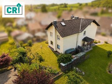 Familienfreundliches Zweifamilienhaus Einziehen und Wohlfühlen
