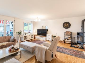 Familienfreundliches Zuhause mit Cheminée und Balkon