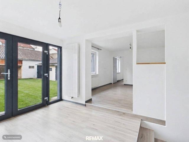 Familienfreundliches Einfamilienhaus auf einer Ebene mit viel Platz und Charme