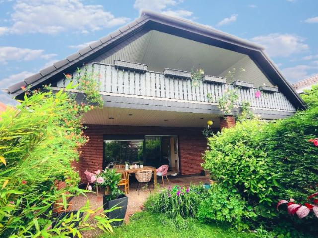 Familienfreundliches Einfamilienhaus mit Einliegerwohnung