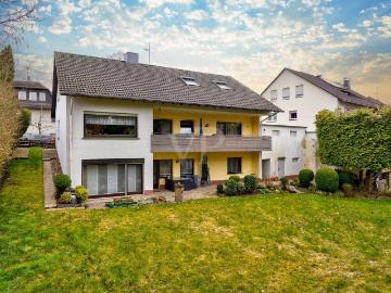 Familienfreundliches Einfamilienhaus mit Einliegerwohnung