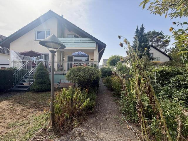 Familienfreundliches Einfamilienhaus mit Garten, Terrasse und Doppelgarage in Hambrücken