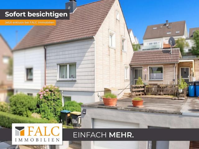 Familienfreundliches Einfamilienhaus mit großem Garten, Garage und vielseitigem Hobbybereich