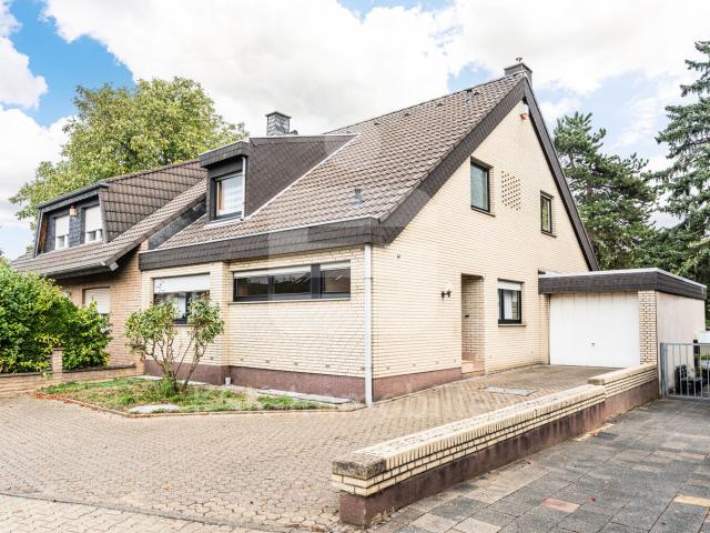 Familienfreundliches Einfamilienhaus mit großzügigem Garten in Bergheim Ahe