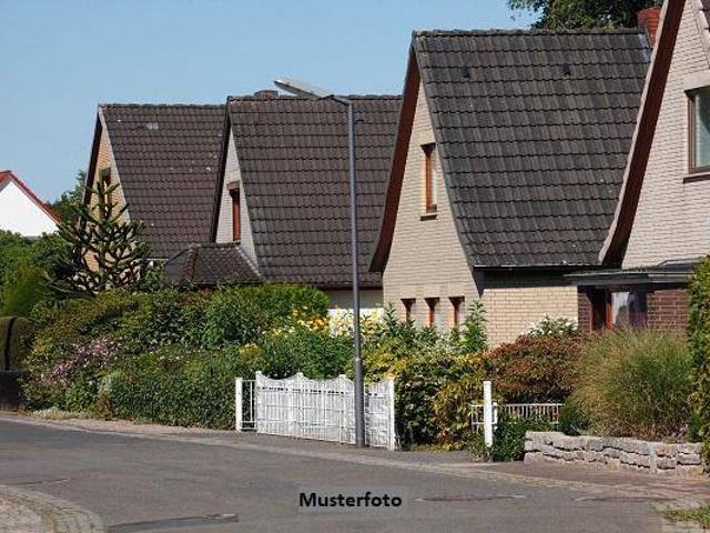Familienfreundliches Einfamilienhaus mit viel Platz und großer Terrasse