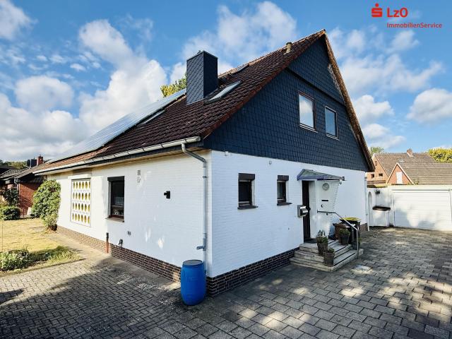Familienfreundliches Einfamilienhaus mit 6 Zimmern und PV Anlage