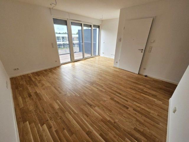 Charmante Terrassenwohnung mit effizientem Grundriss|Aufzug|Stellplatz|Bad mit Dusche|Rollladen