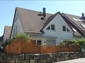 Familienfreundliches Haus mit Terrasse in Wolkersdorf, Schwabach