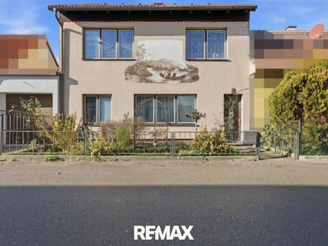 Familienfreundliches Haus mit Nebengebäude und Garage in Zwentendorf!