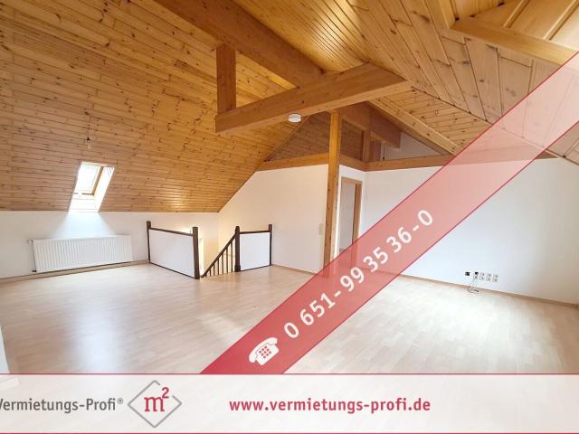 Familienfreundliches Haus mit schönem Garten und Stellplätzen in ruhiger Lage