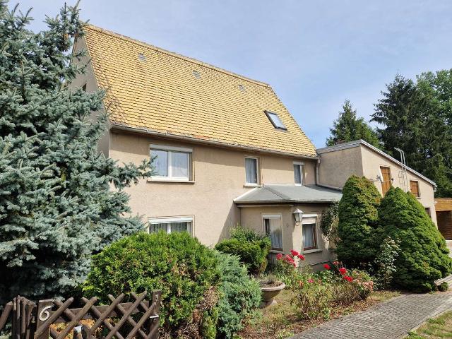 Familienfreundliches Haus in Wintersdorf teilweise Modernisiert und viel Platz