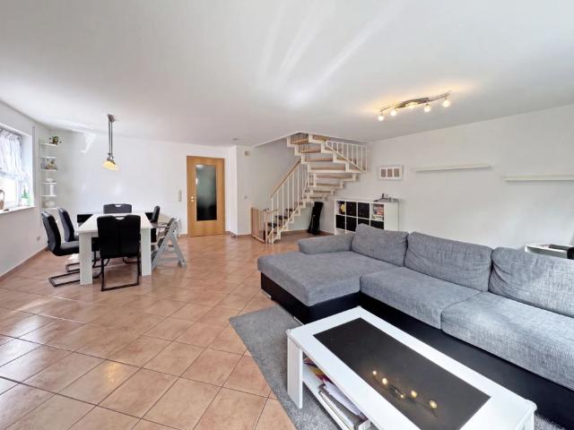 Familienfreundliches Reihenendhaus mit Garten & Terrasse in ruhiger Lage von Friedberg