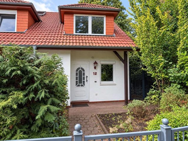 Familienfreundliches Reihenendhaus mit großem Garten und viel Gestaltungsspielraum in Grolland