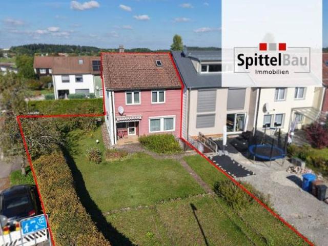 Ideal für die Familie: Reihenendhaus in Sulgen mit großem Garten und kurzem Schulweg!