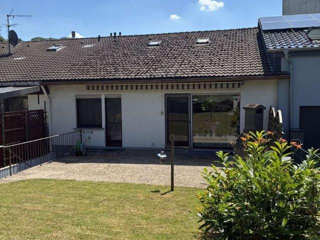 Familienfreundliches Reihenhaus mit großem Garten und Einliegerbereich in Bestlage von Dröschede