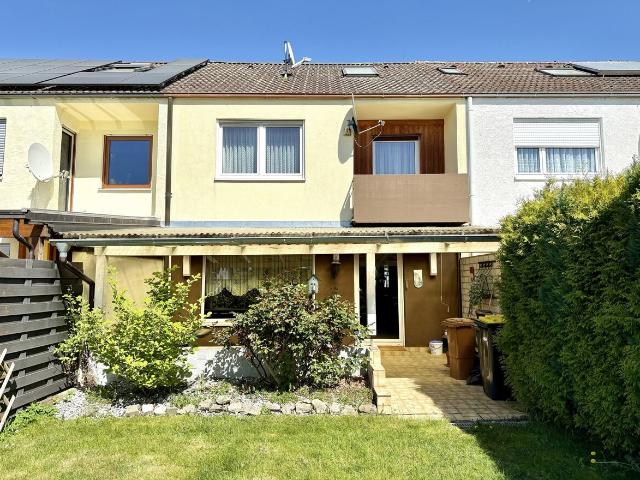 Familienfreundliches Reihenmittelhaus mit Einzelgarage in Senden Witzighausen