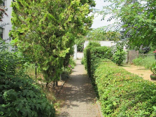 Familienfreundliches Reihenmittelhaus mit Garten, Balkon und Garage!