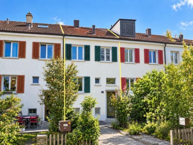 Familienfreundliches Reihenmittelhaus an Privatstrasse Wohnstrasse