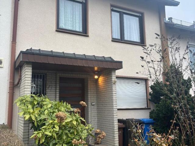 Familienfreundliches Reihenmittelhaus in Hofheim Langenhain