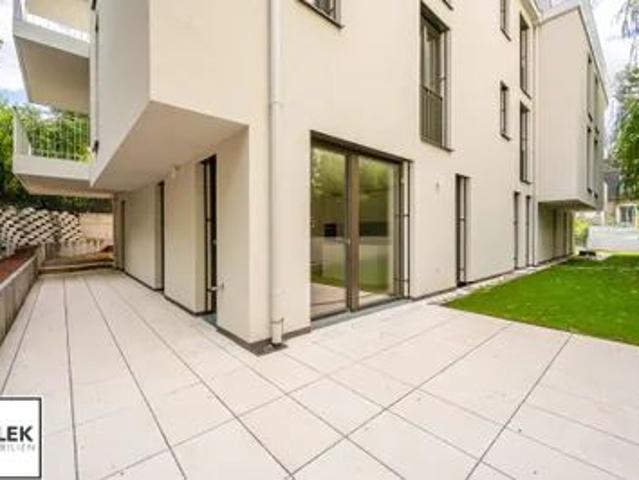 Familienfreundlicher, grüner Rückzugsort 4 Zi. Erstbezug mit Garten und Terrassen | VILLMA Top 1