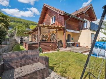 Familienglück mit Weitsicht und Gartenparadies